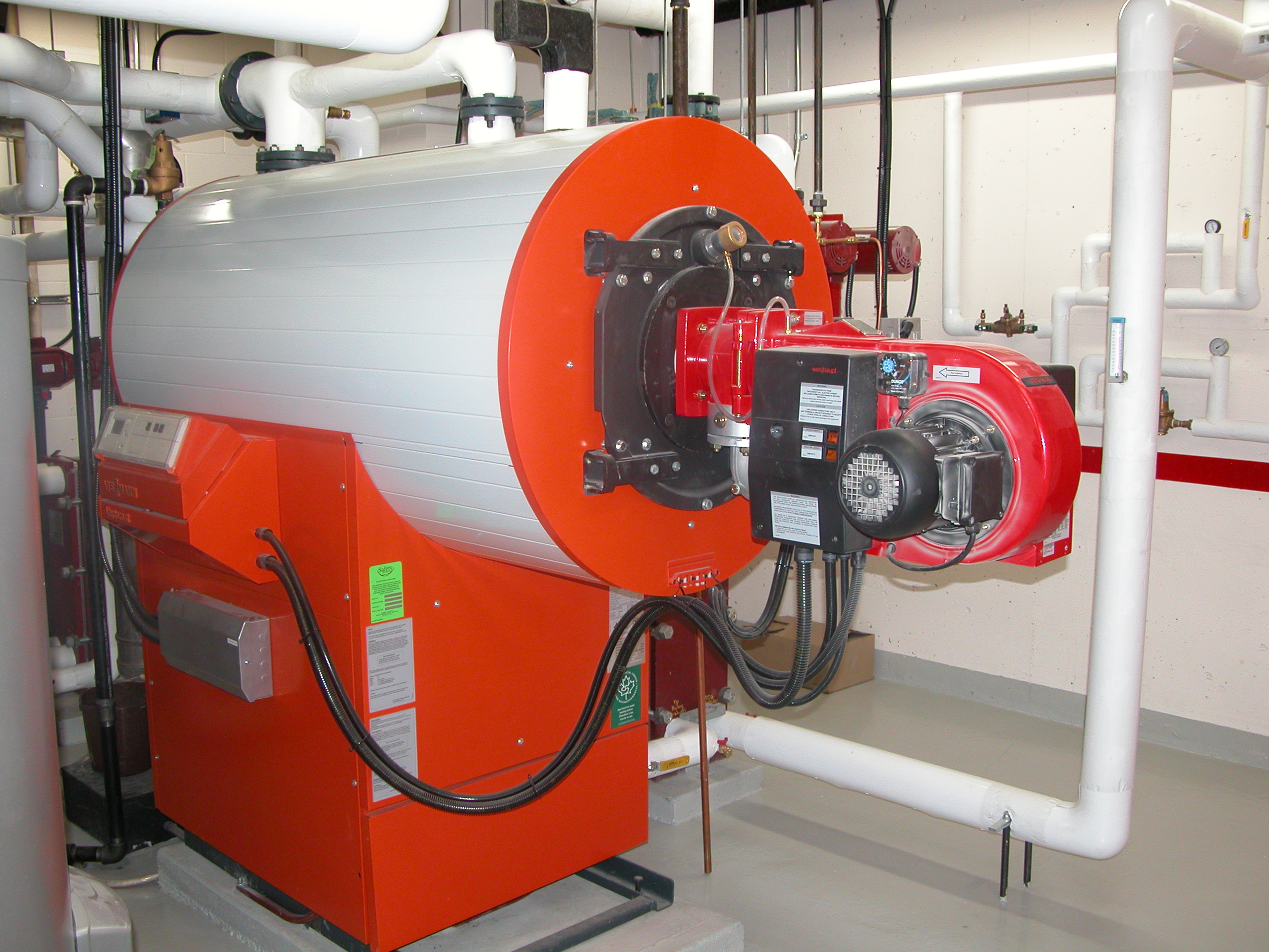 Caldaia a condensazione Viessmann - installazione a Lodi